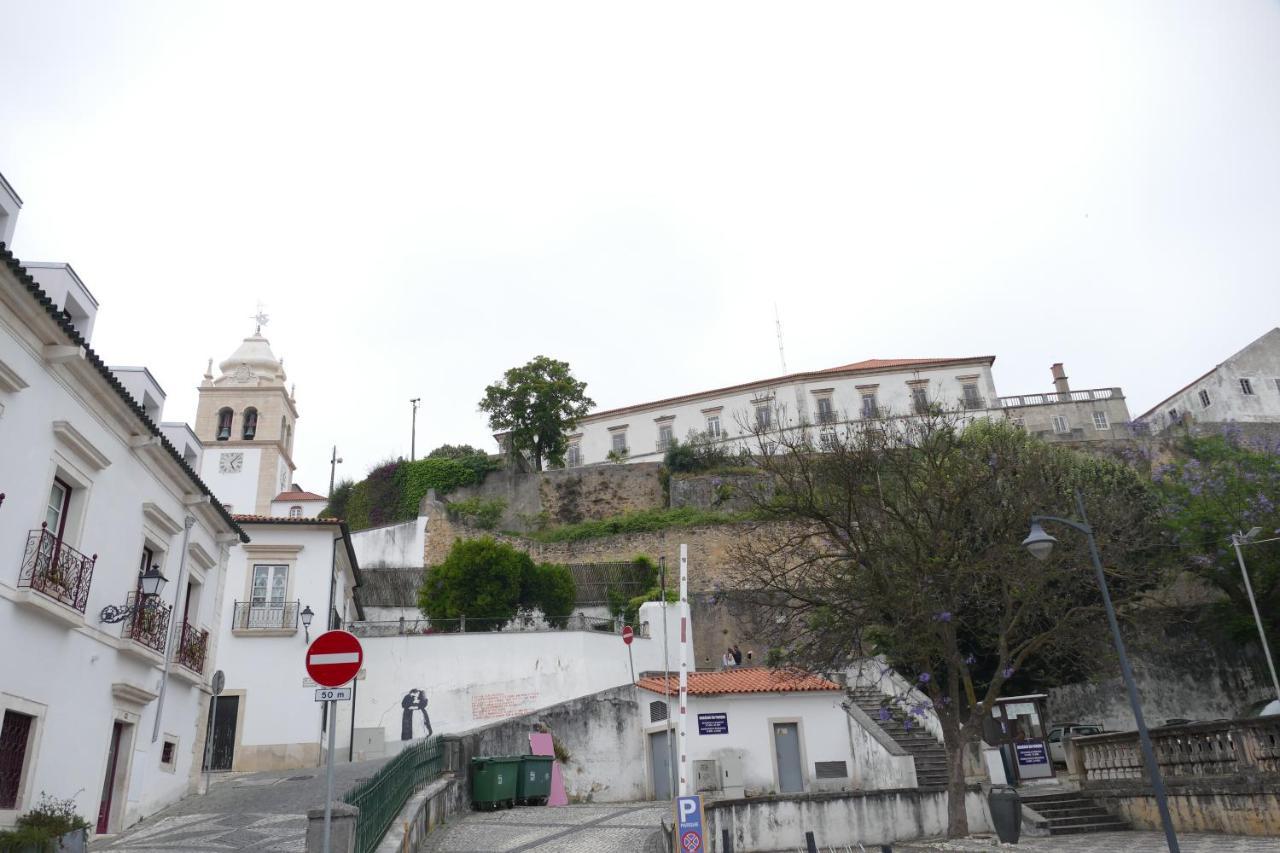 Guest House Eca - Centro Historico Leiria Esterno foto
